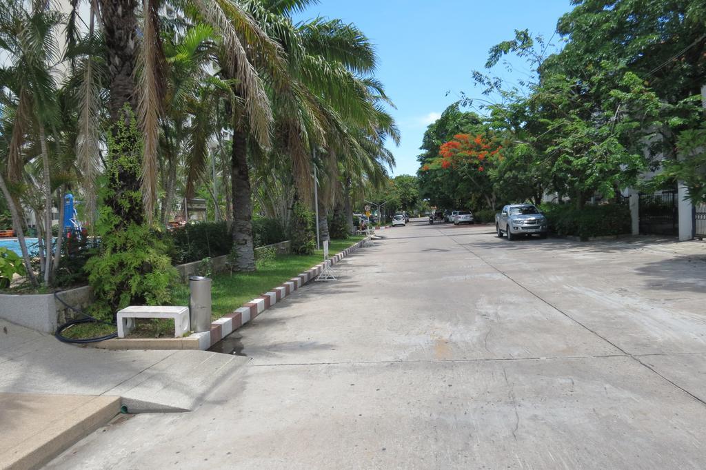 View Talay 1B Apartments Pattaya Eksteriør bilde
