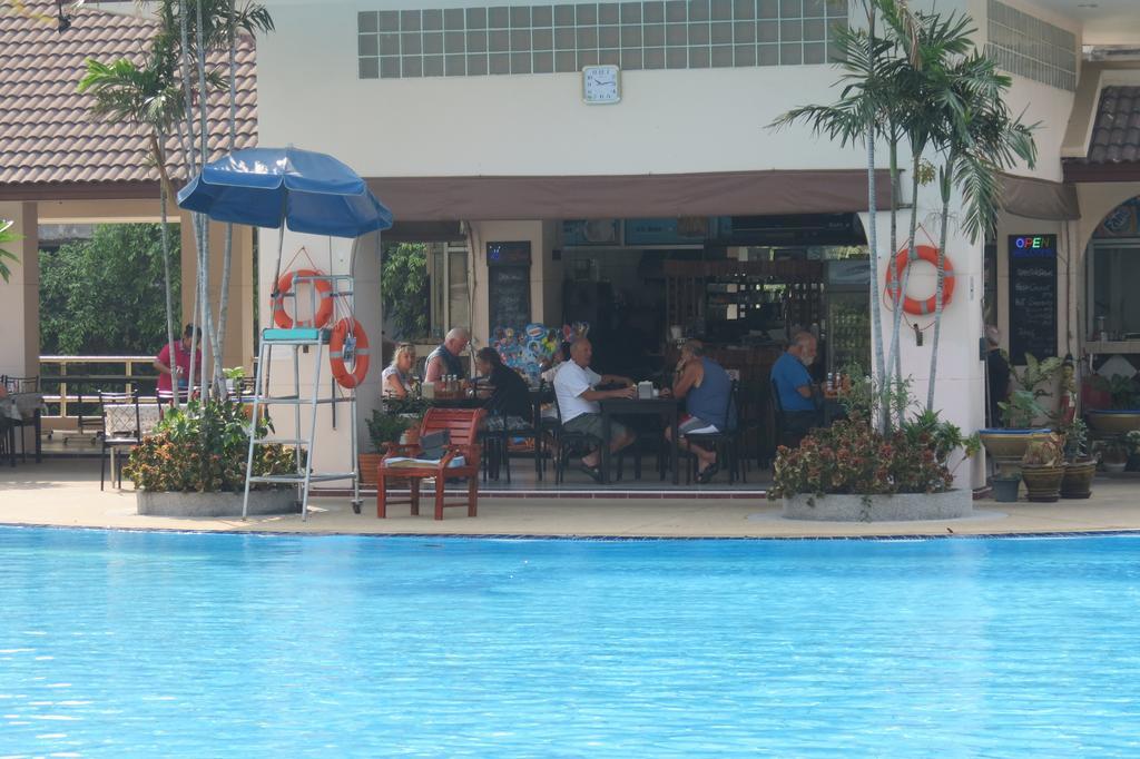 View Talay 1B Apartments Pattaya Eksteriør bilde
