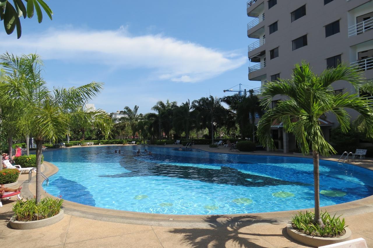 View Talay 1B Apartments Pattaya Eksteriør bilde